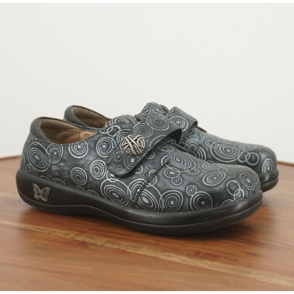 Alegria Womens Joleen O'Yeah Blues Loafers Slip On Blue Geometric Leather 39/9US - Picture 1 of 9
